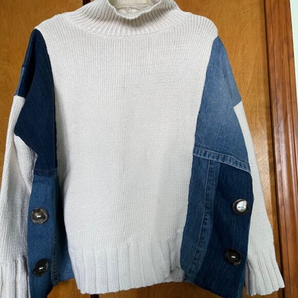 Mock Turtleneck Sweater - Picture 2 of 8